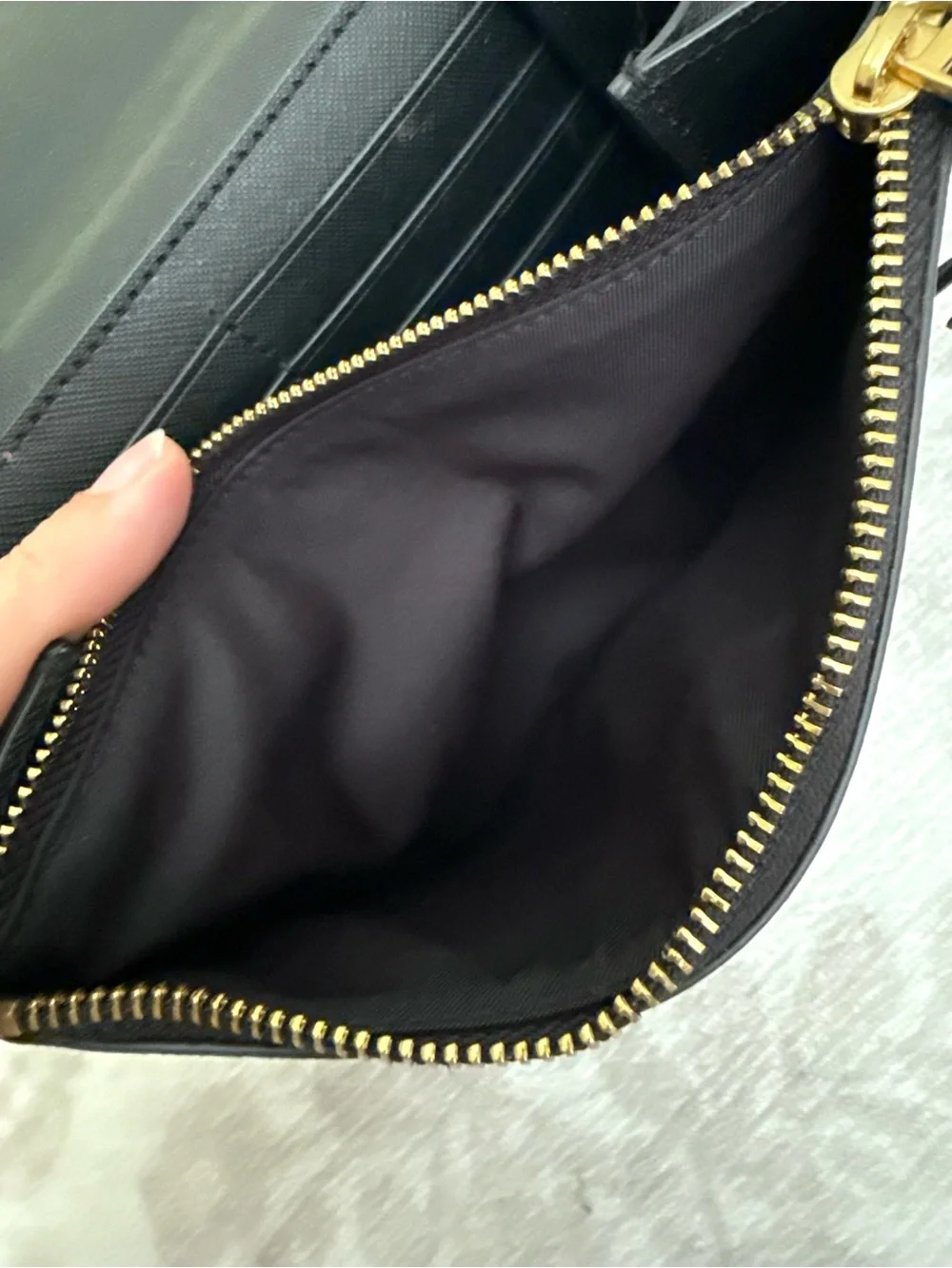 Tory Burch Emerson Chain Wallet Saffiano Leather Crossbody Bag - Black